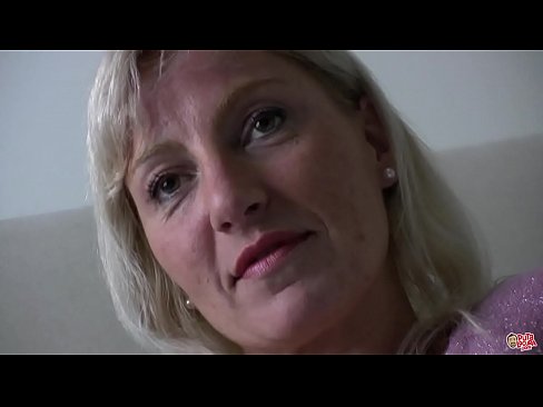 ❤️ Matka, kterou jsme všichni šukali ... Dámo, chovejte se slušně! ❌ Sex video u nás ❌